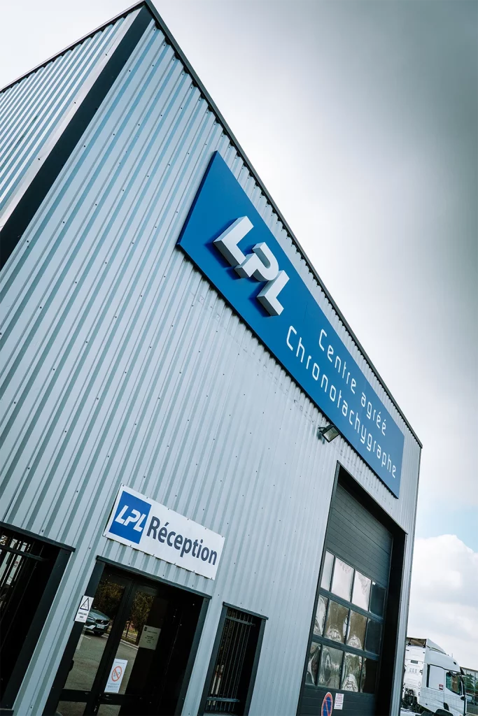 Façade du garage LPL